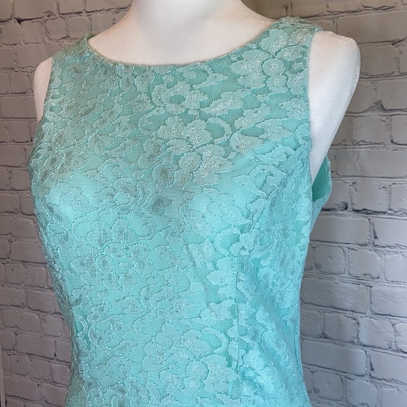 Speechless Lace Green Dress - Picture 4 of 7